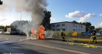 F 1: Brennt PKW, Westerwaldstraße/B8, Limburg