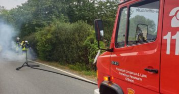 F 1 A: Brennt Kleingartenanlage, Offheim